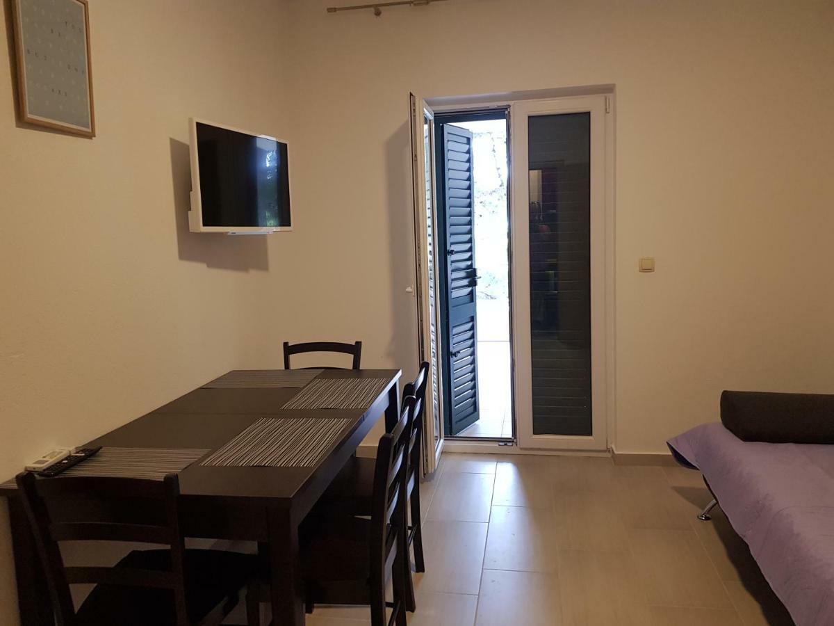 Laurier Rooms&apartments Gasthuis Celina